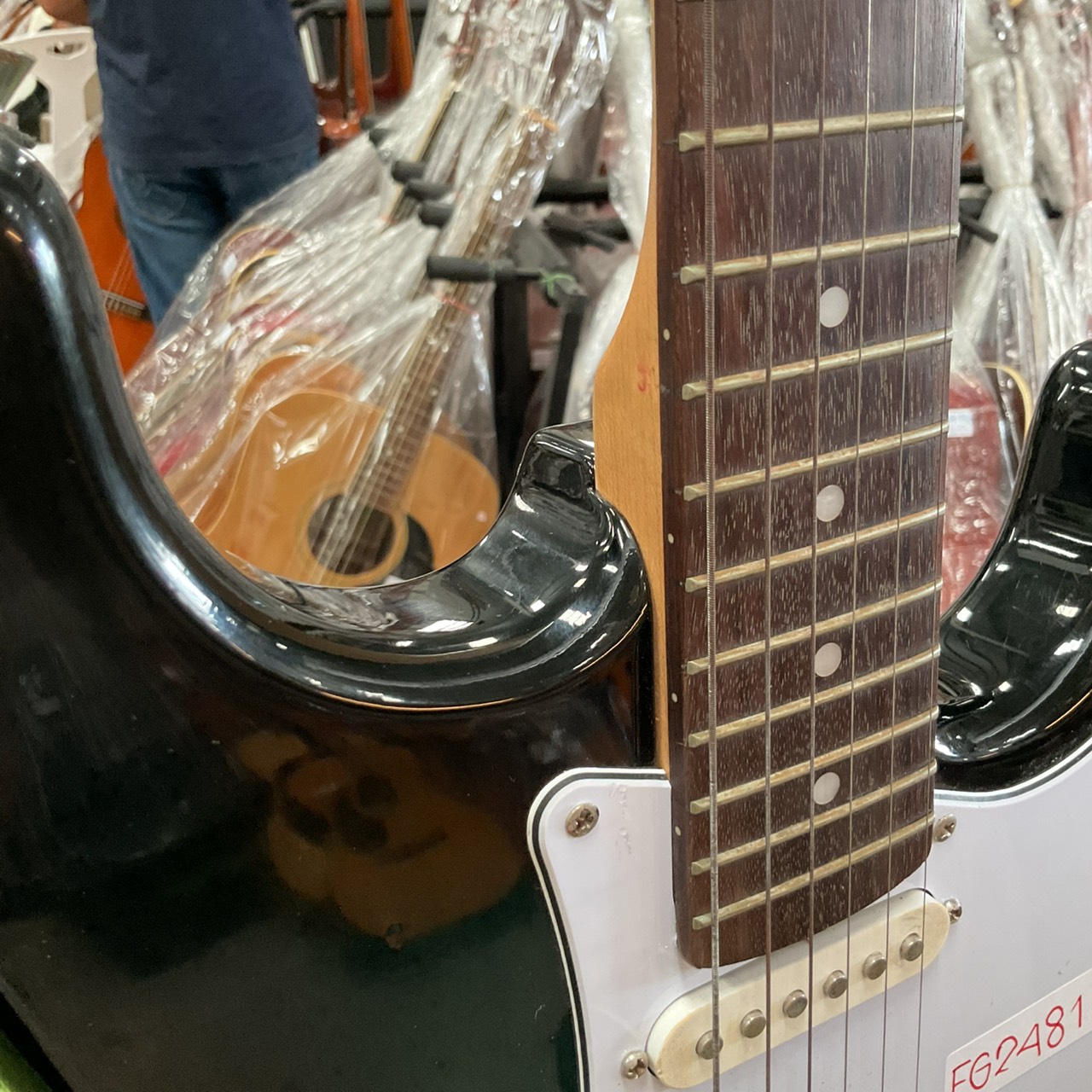 กีต้าร์ไฟฟ้า PhotoGenic