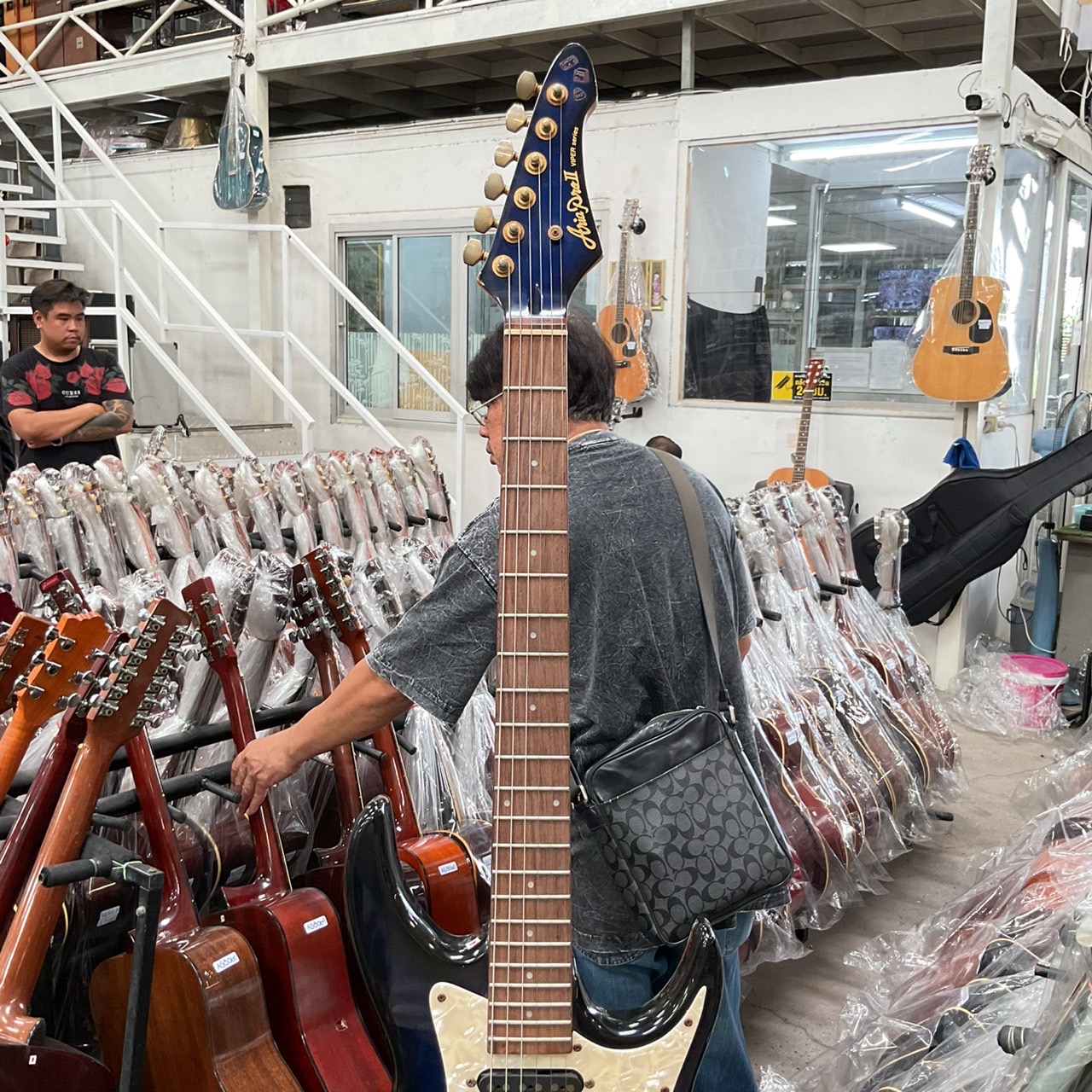 กีต้าร์ไฟฟ้า Aria Pro II