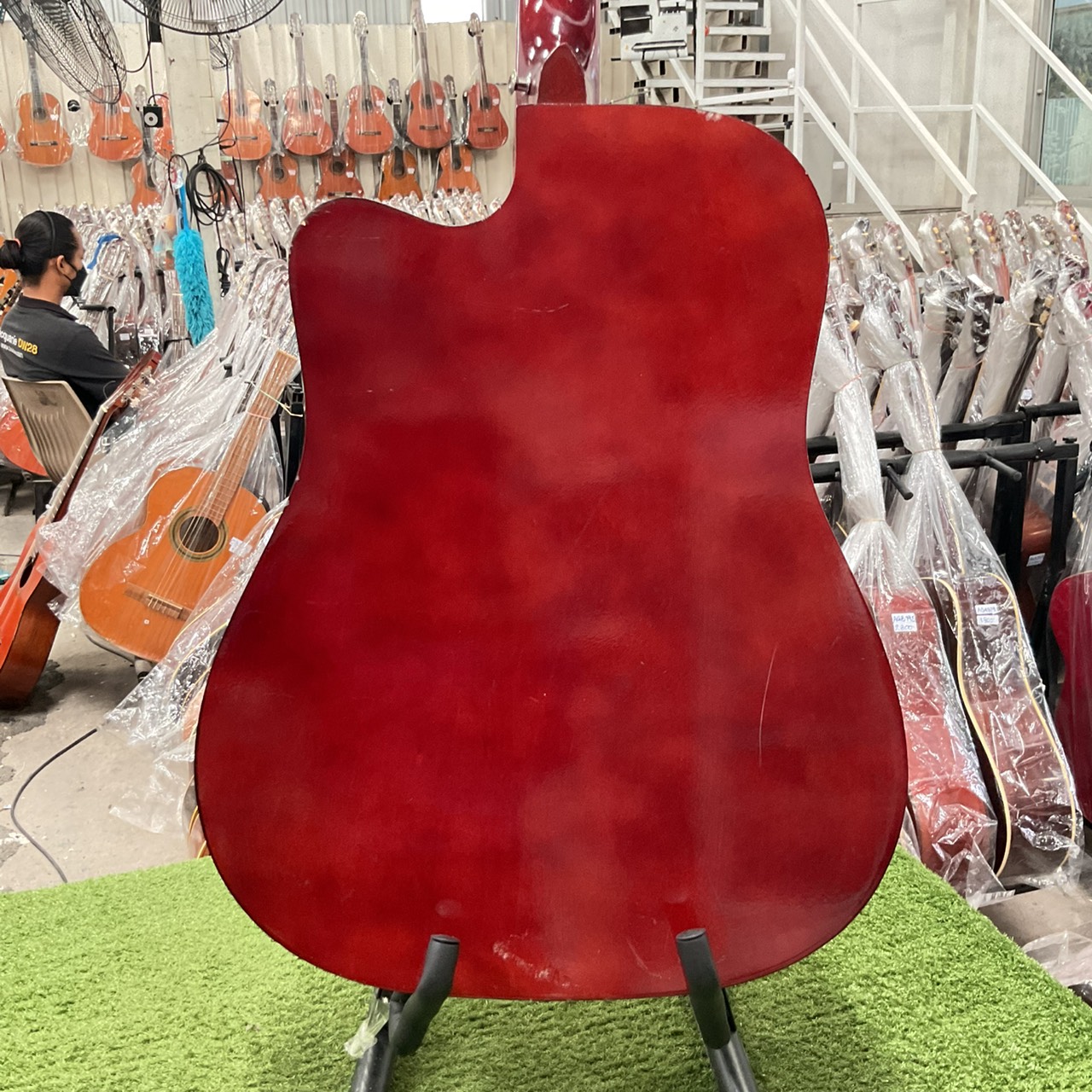 กีต้าร์โปร่ง ONE STEP