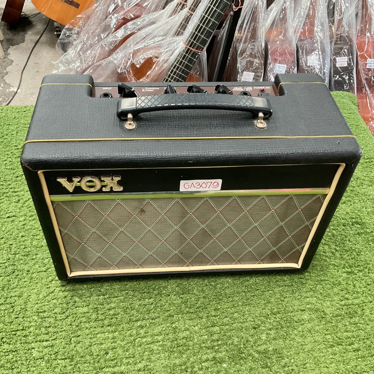 แอมป์กีต้าร์ VOX : Pathfinder10 V9106