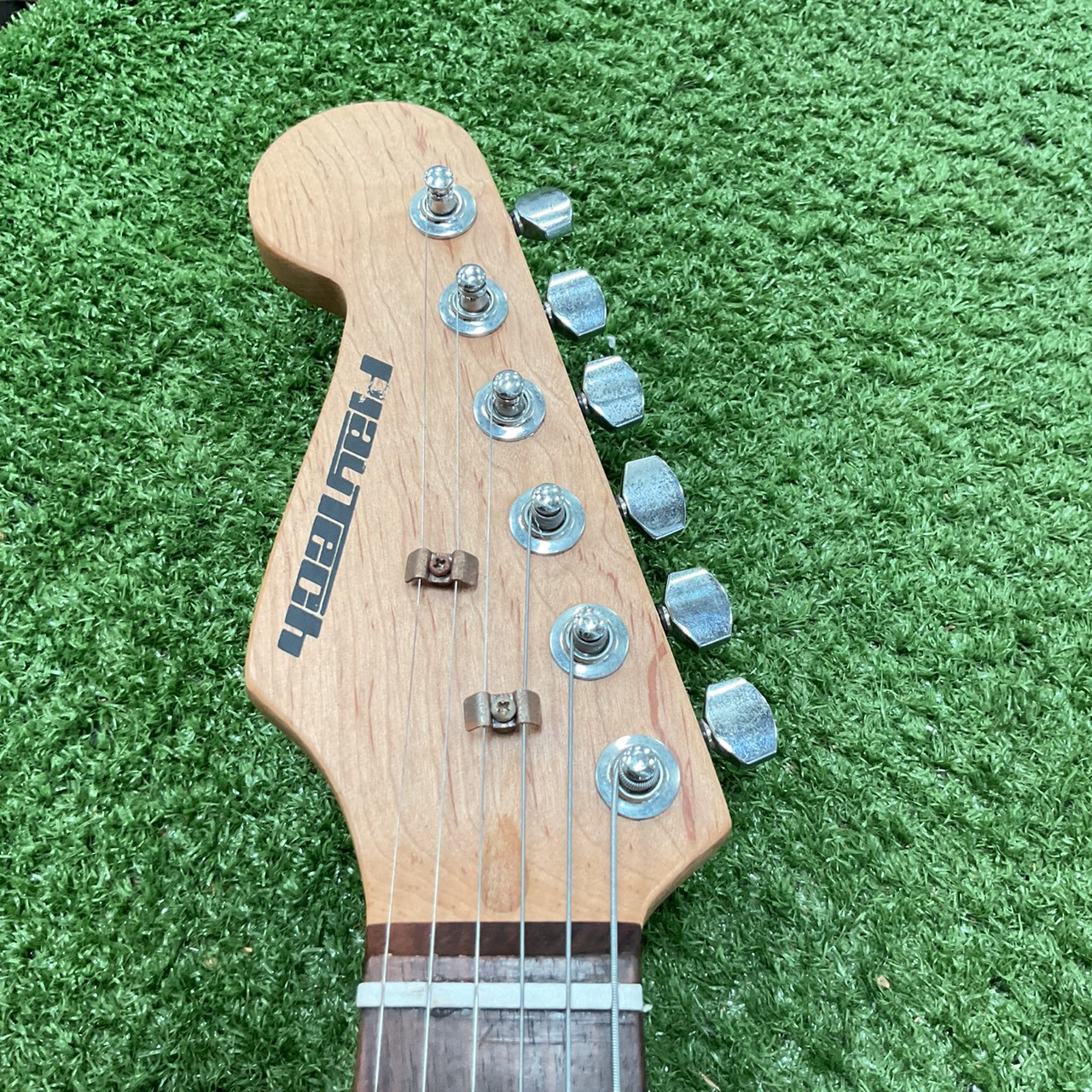 กีต้าร์ไฟฟ้า PLAY TECH (มือซ้าย)