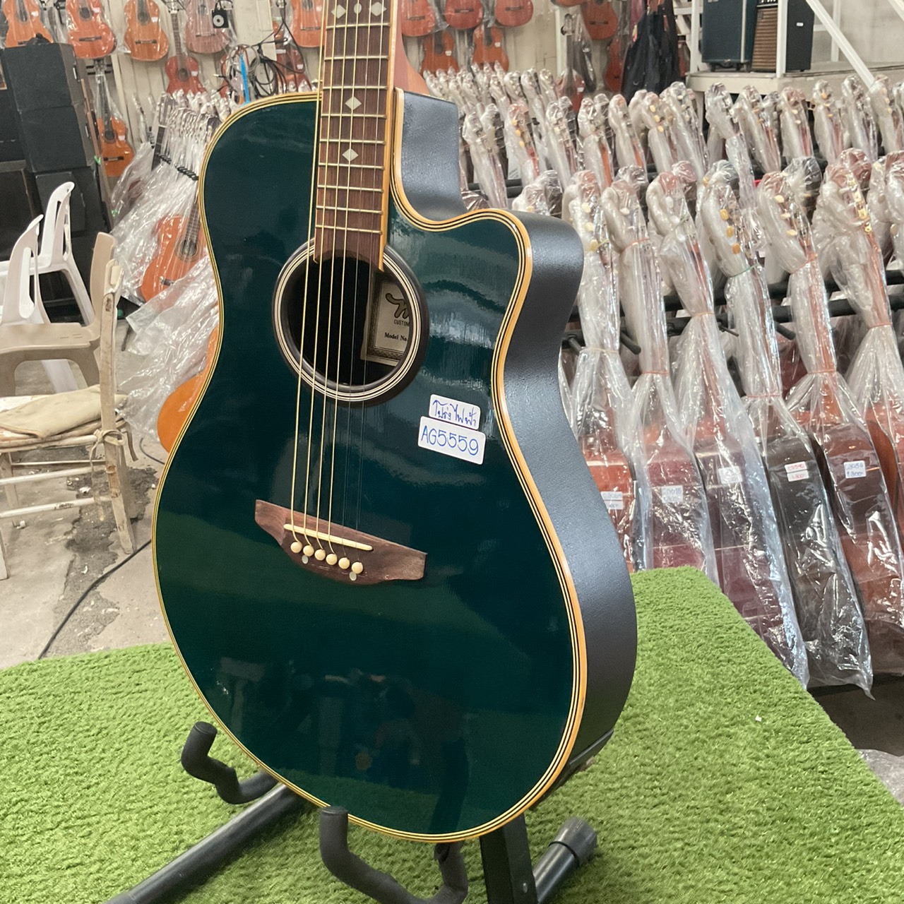 กีต้าร์โปร่งไฟฟ้า Mavis : MX-320