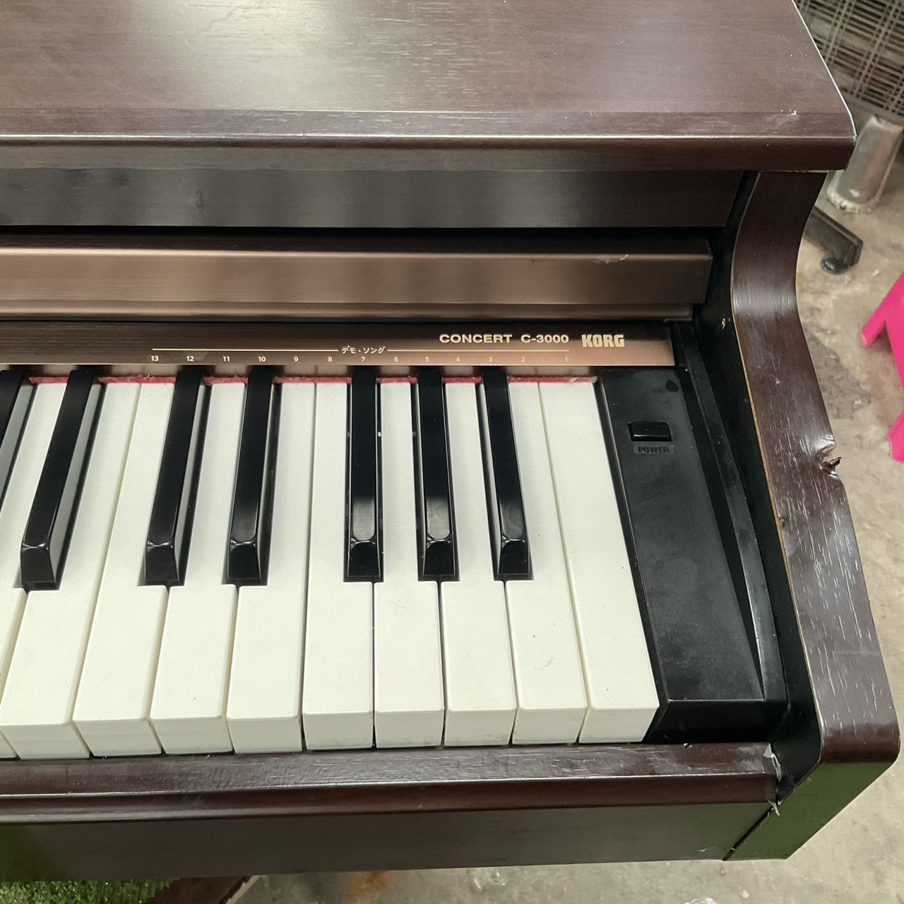 เปียโน KORG : C-3000