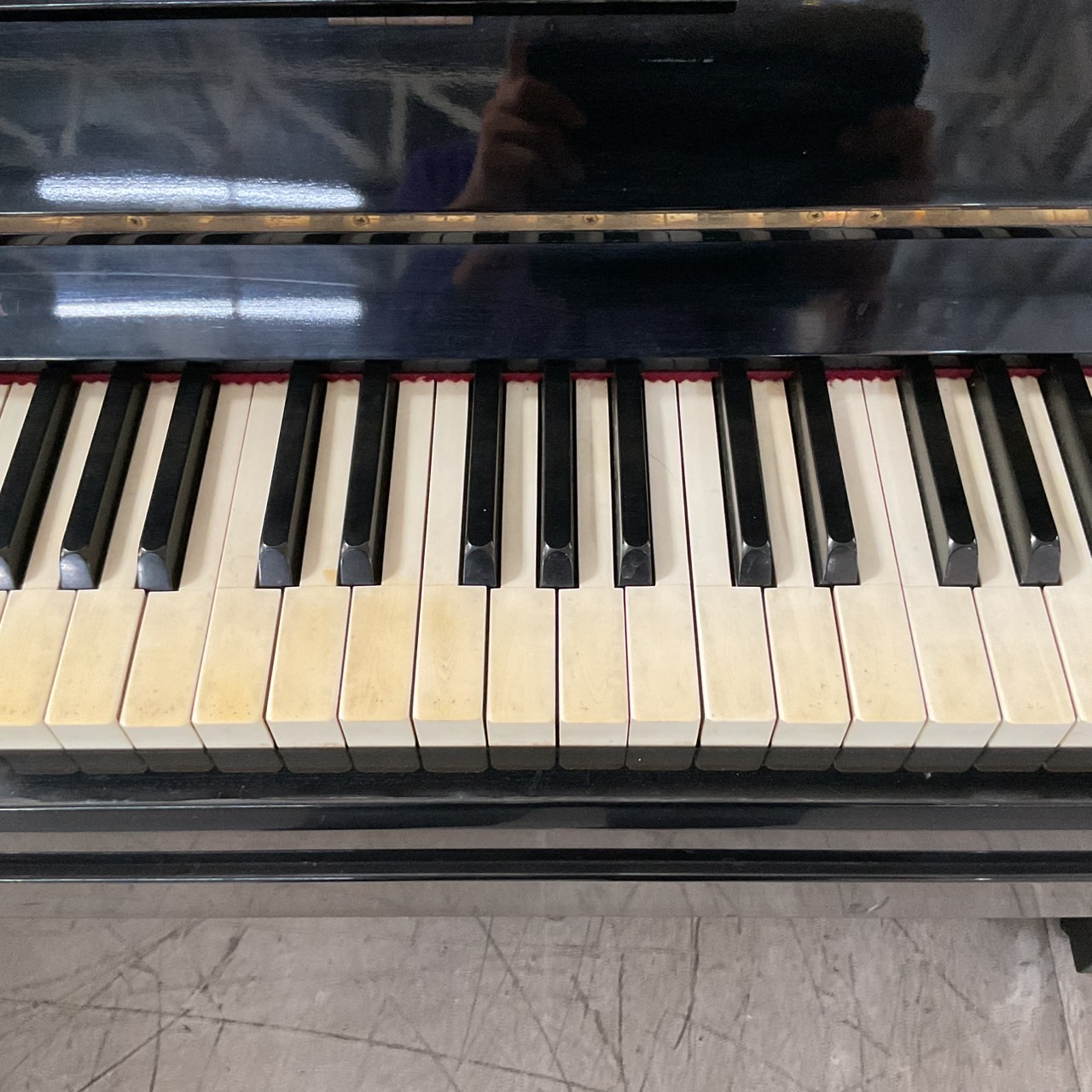 เปียโนอัพไลท์ VICTOR : VZ-20