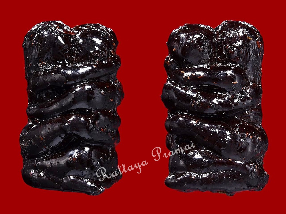 อิ้นคู่รุ่นแรก เนื้อผงพรายกุมาร หลวงปู่ครูบาบุดดา วัดหนองวัวคำ ลำพูน