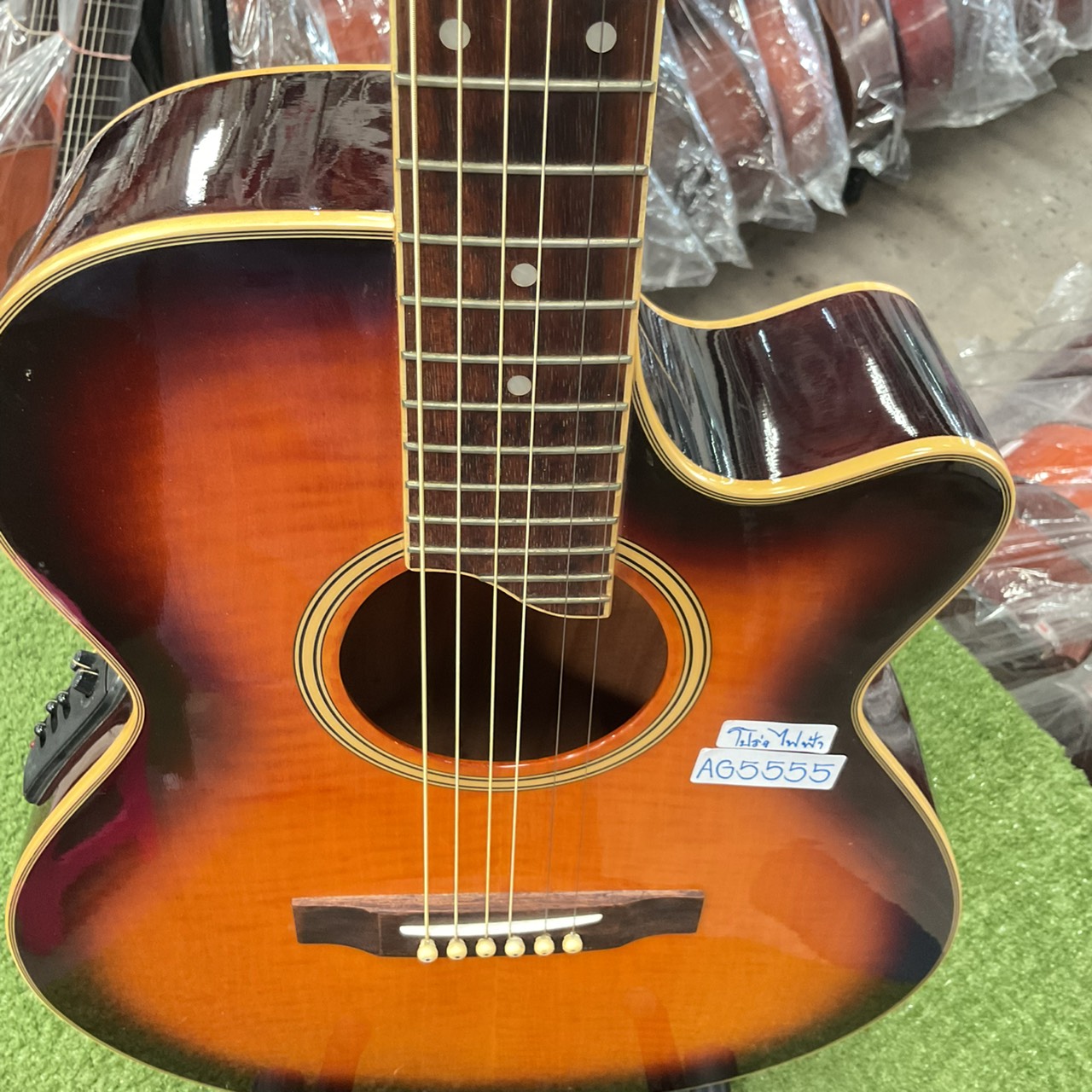 กีต้าร์โปร่งไฟฟ้า K-Garage : EA-500BRB