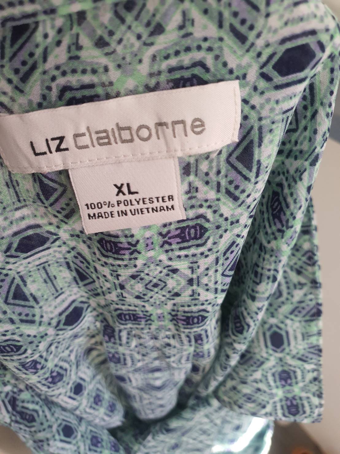 FF05783 เสื้อผ้าชีฟอง มือสอง สีเขียวอ่อน แบรนด์ LIZ Claiborne อก free-46 นิ้ว