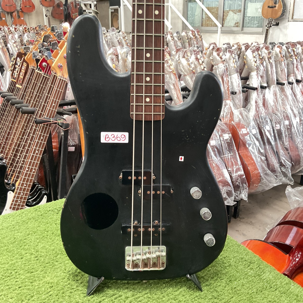 กีต้าร์เบส FERNANDES : LIMITED EDITION