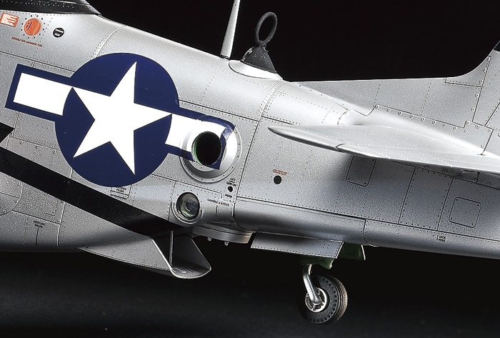 โมเดลเครื่องบิน Tamiya ขนาด 1/32 TA60323 North American P-51D / K Mustang Pacific Front