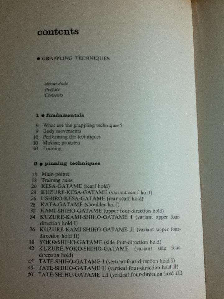 Judo in Action grappling techniques and throwing techniques รวม 2 เล่ม/ Kazuzo Kudo