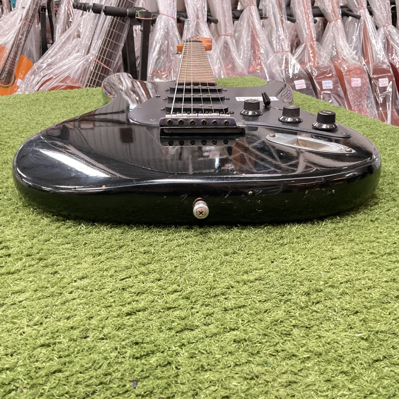 กีต้าร์ไฟฟ้า No Brand