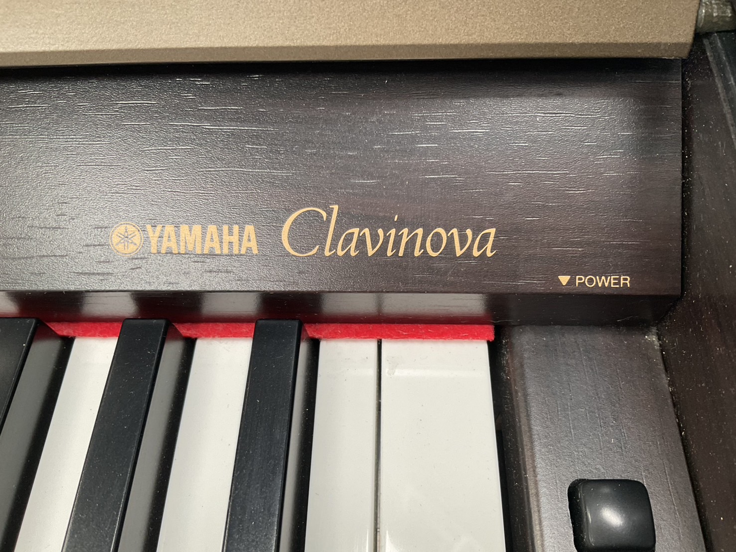 เปียโน YAMAHA : CLP-920 สินค้าไม่พร้อมใช้งาน (ต้องซ่อม)