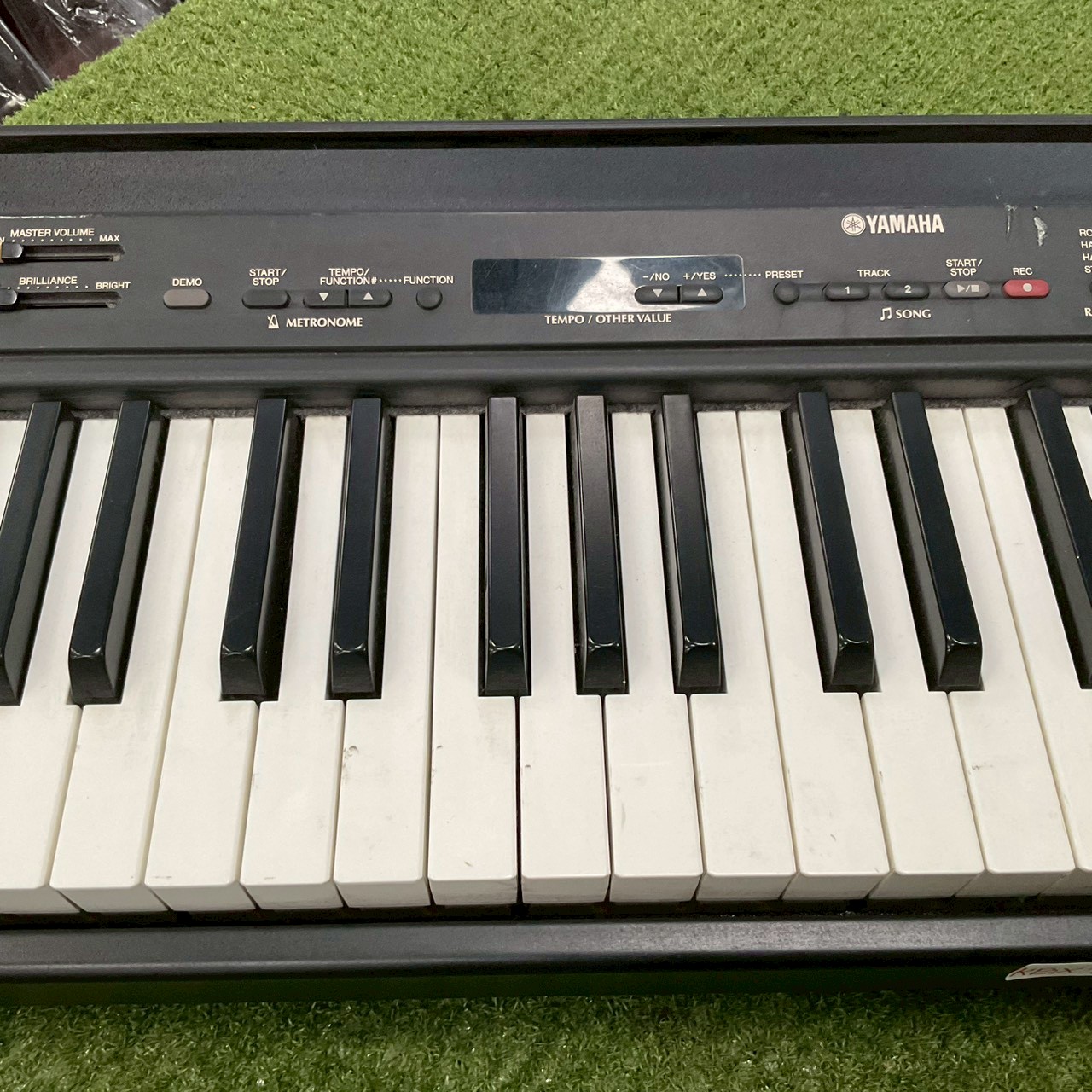 เปียโน YAMAHA : P-80 (ELECTRONIC) สินค้าไม่พร้อมใช้งาน (ต้องซ่อม)