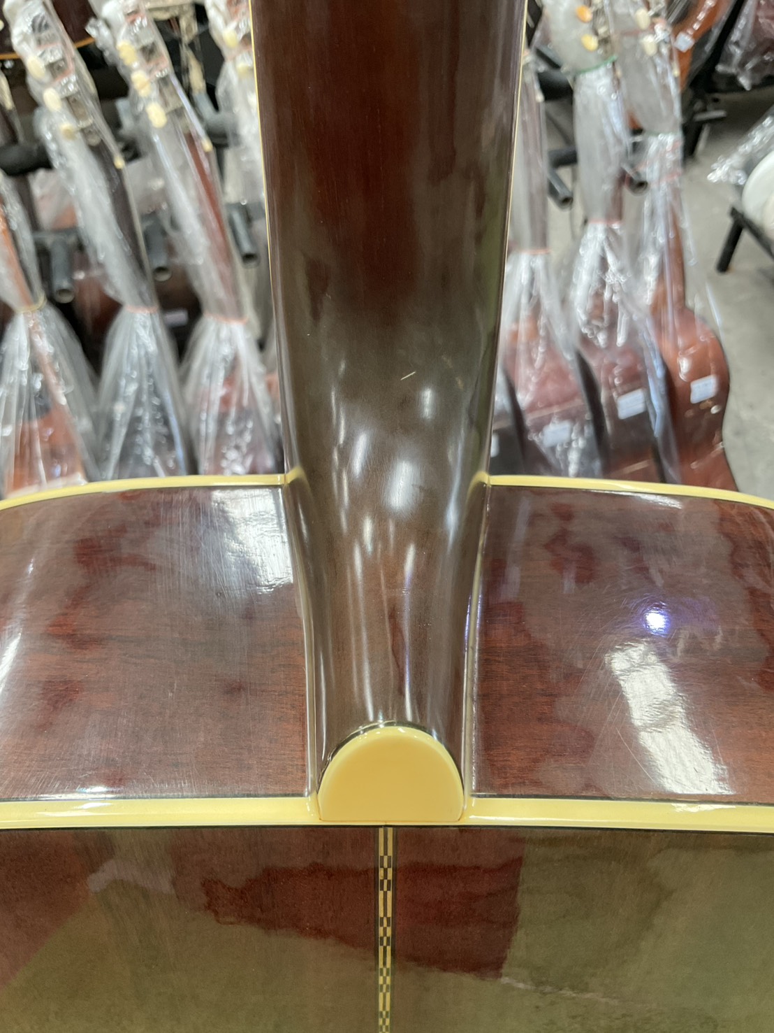 กีต้าร์โปร่ง YAMAHA : FG-420A