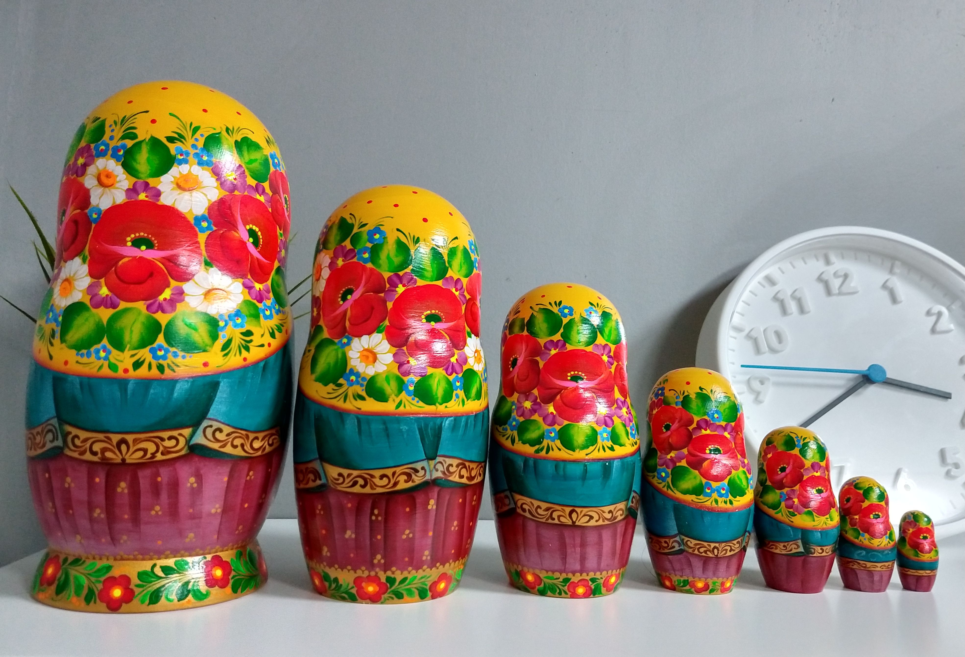 ตุ๊กตาแม่ลูกดกรัสเซีย (Matryoshka) - Premium Dolls "From Russia With Love Colorful 7 Dolls"