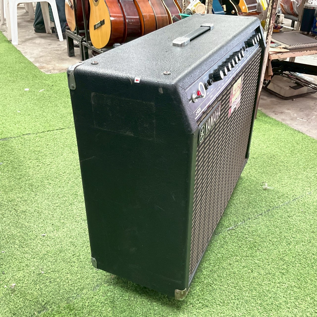 แอมป์กีต้าร์ YAMAHA : J-105 สินค้าไม่พร้อมใช้งาน (ต้องซ่อม)