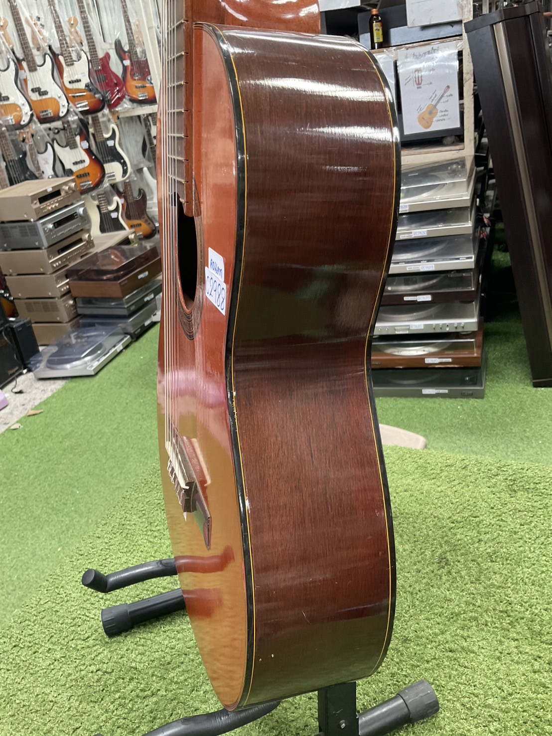 กีต้าร์คลาสสิค YAMAHA : G-70D