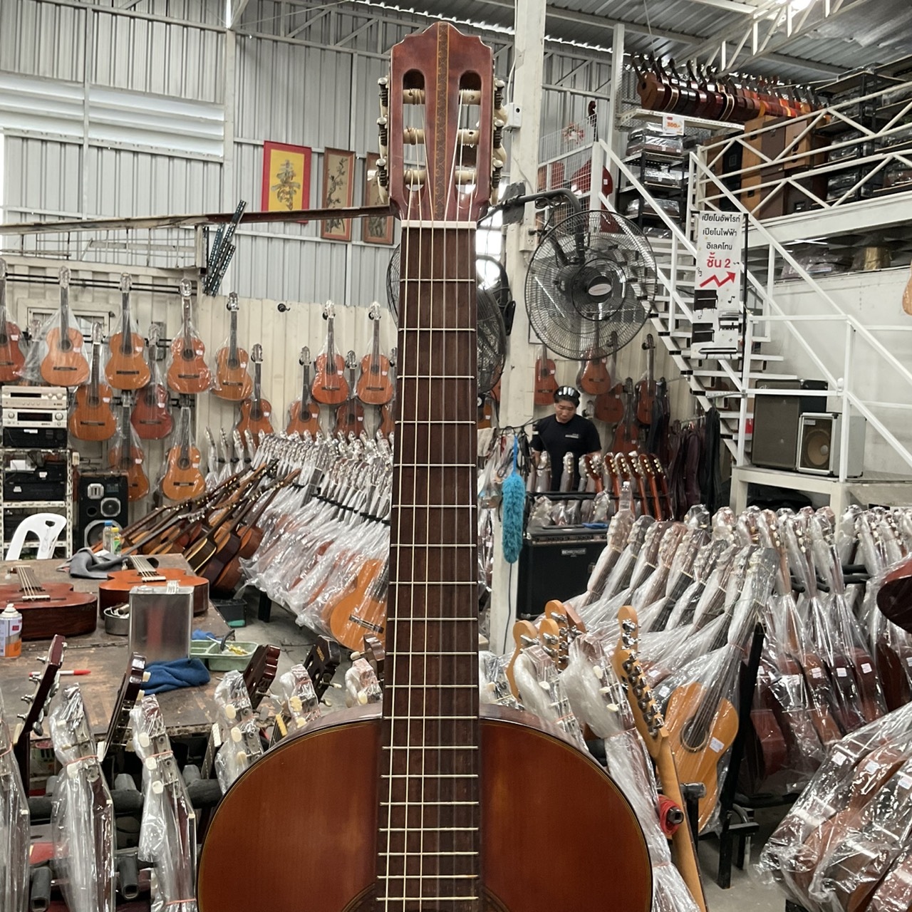 กีต้าร์คลาสสิค ZEN-ON GUT : No.70