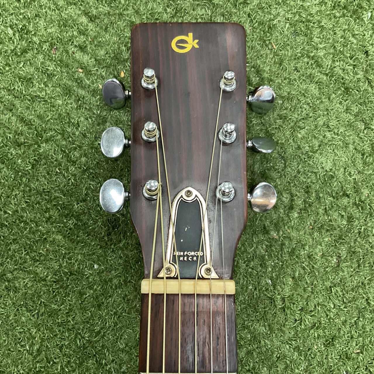 กีต้าร์โปร่ง Sonoro : F150