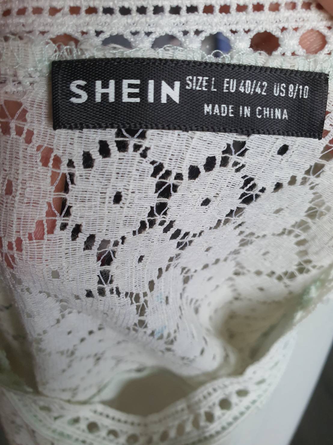 FF06491 เสื้อผ้ามือสอง ประดับด้วยลูกไม้ shein อก 40 นิ้ว