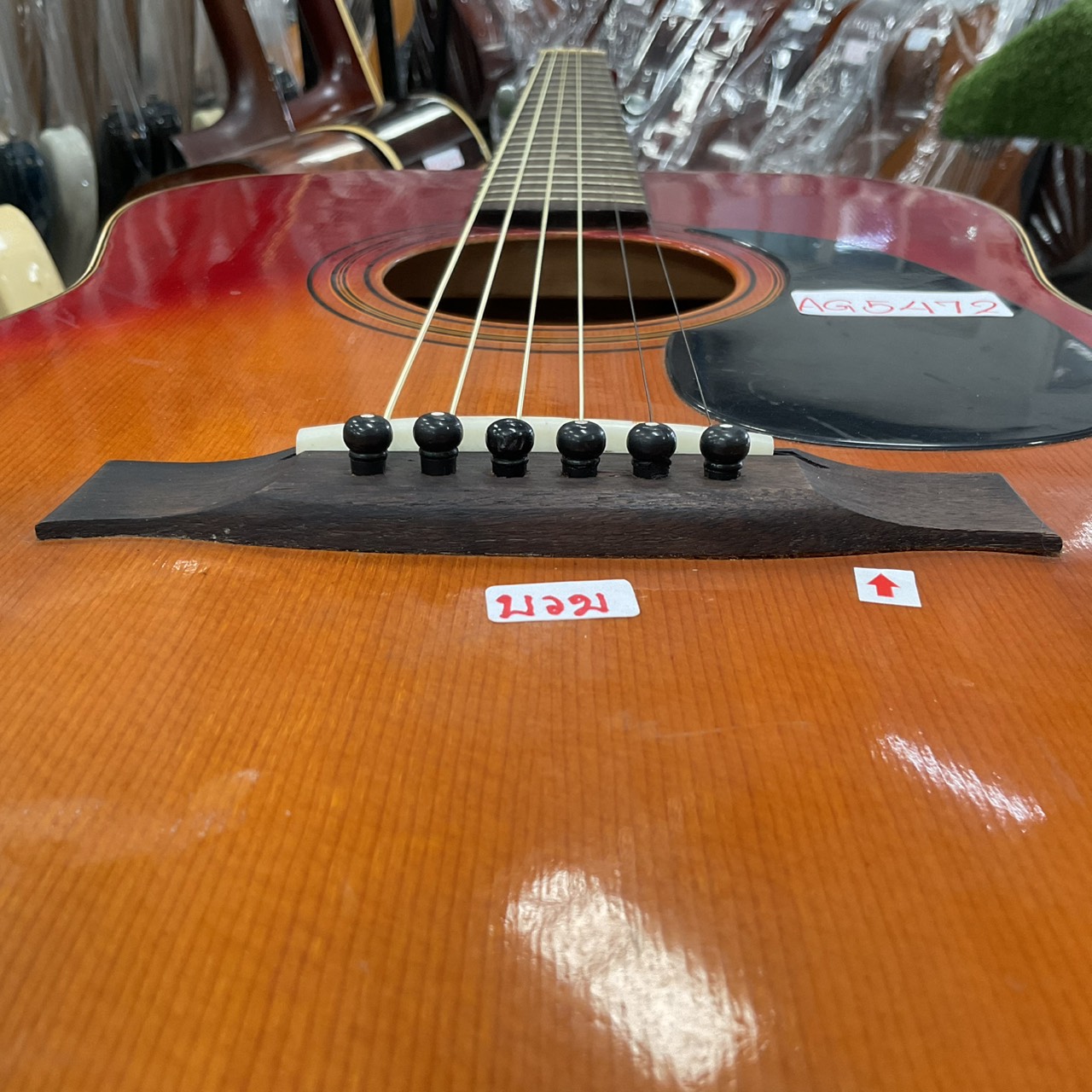 กีต้าร์โปร่ง Morales : MF150