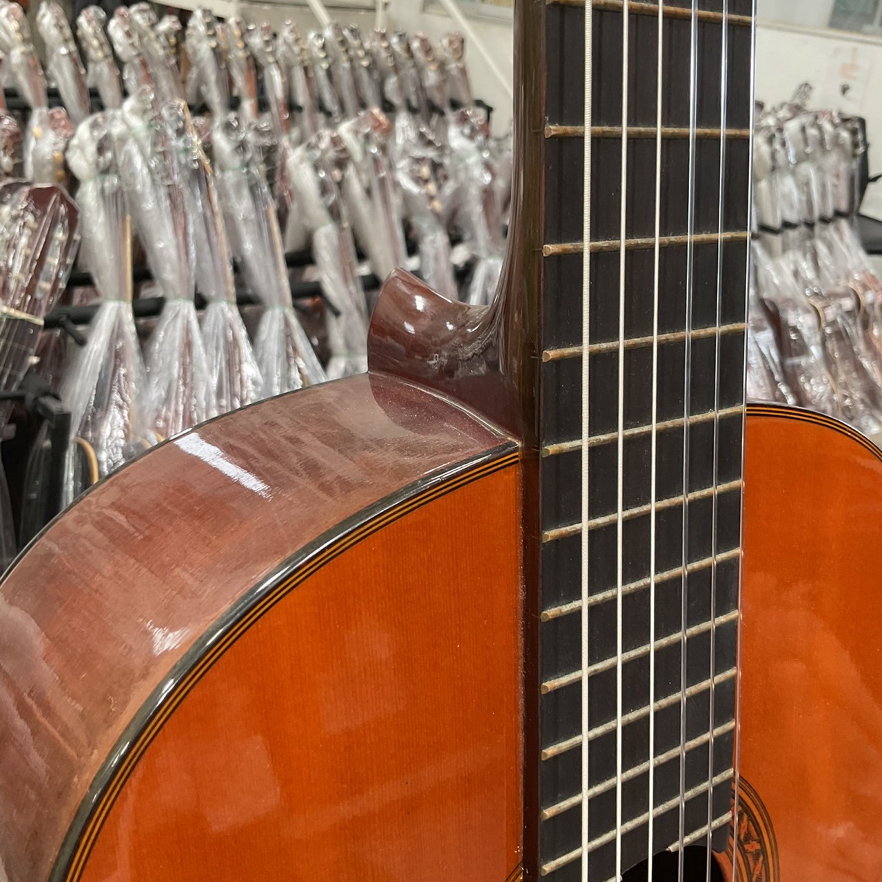 กีต้าร์คลาสสิค YAMAHA : CG-120A