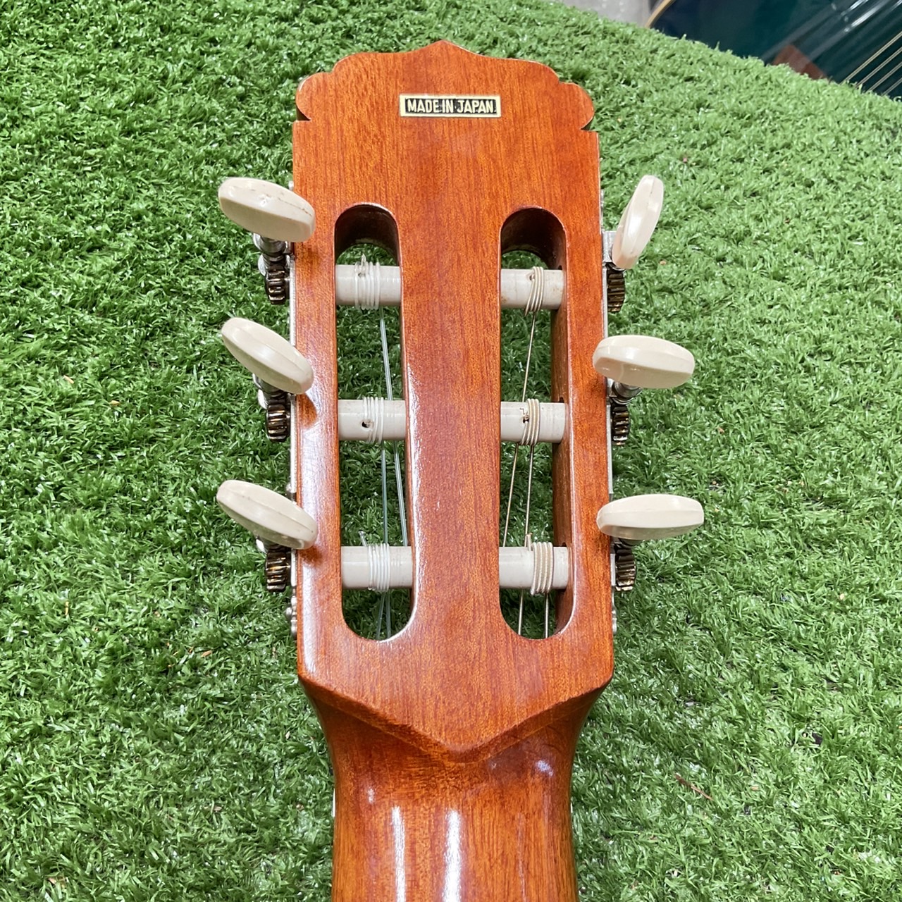 กีต้าร์คลาสสิค Aria : A 573