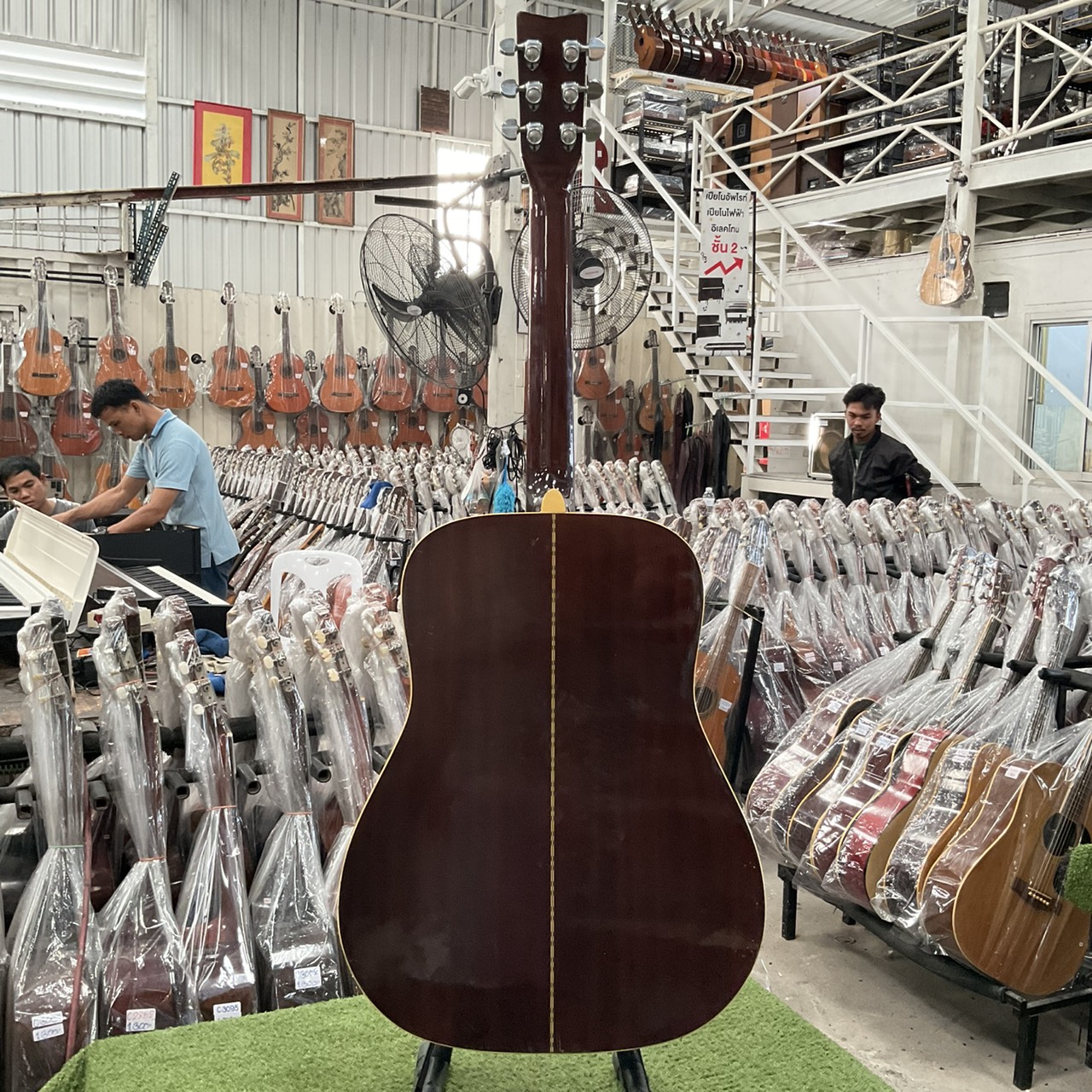 กีต้าร์โปร่ง YAMAHA : FG-151