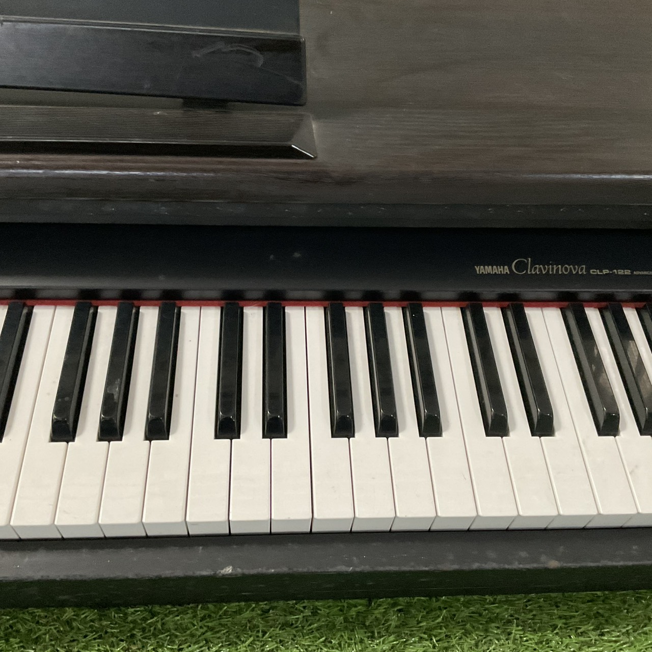เปียโน YAMAHA : Clavinova CLP-122