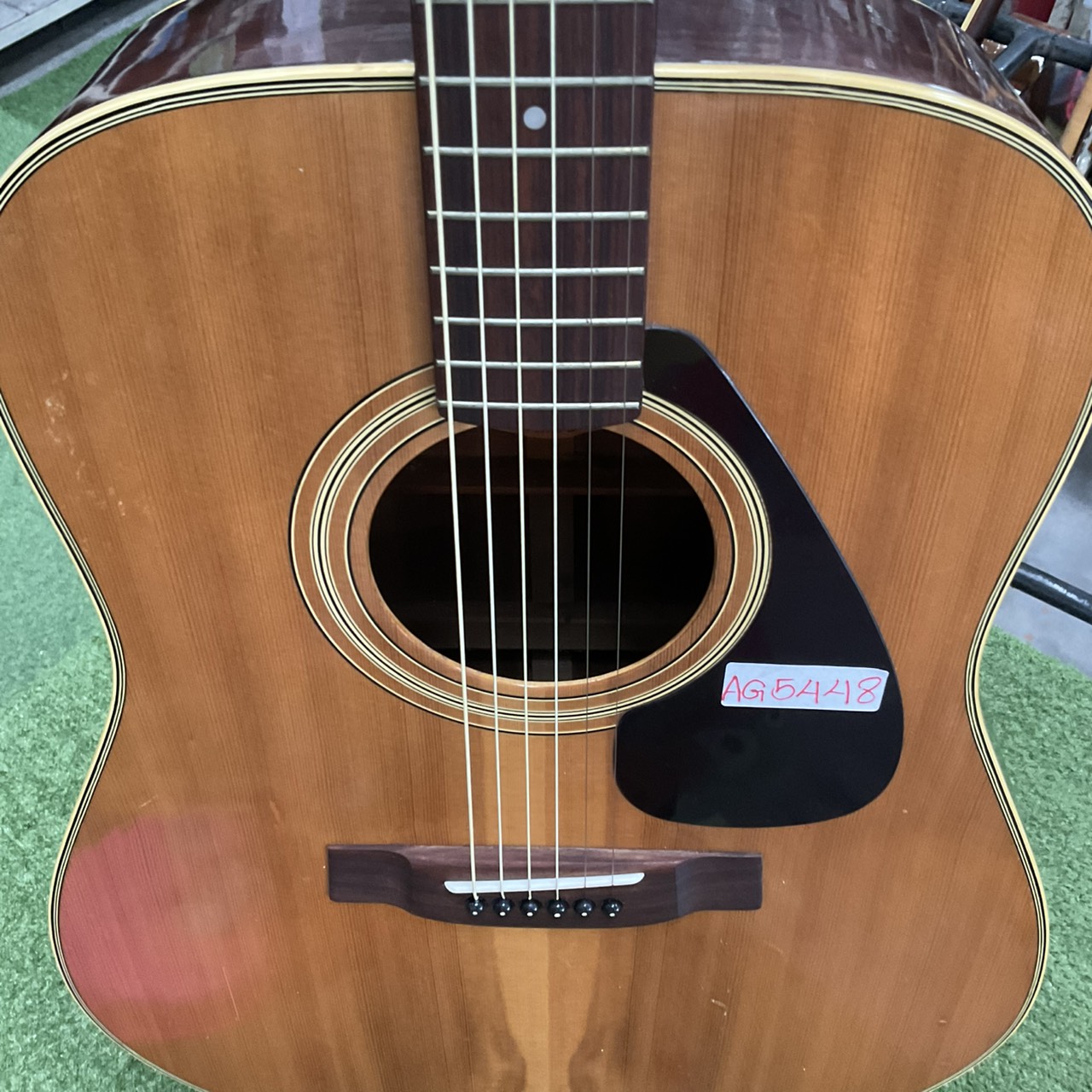 กีต้าร์โปร่ง YAMAHA : FG-151