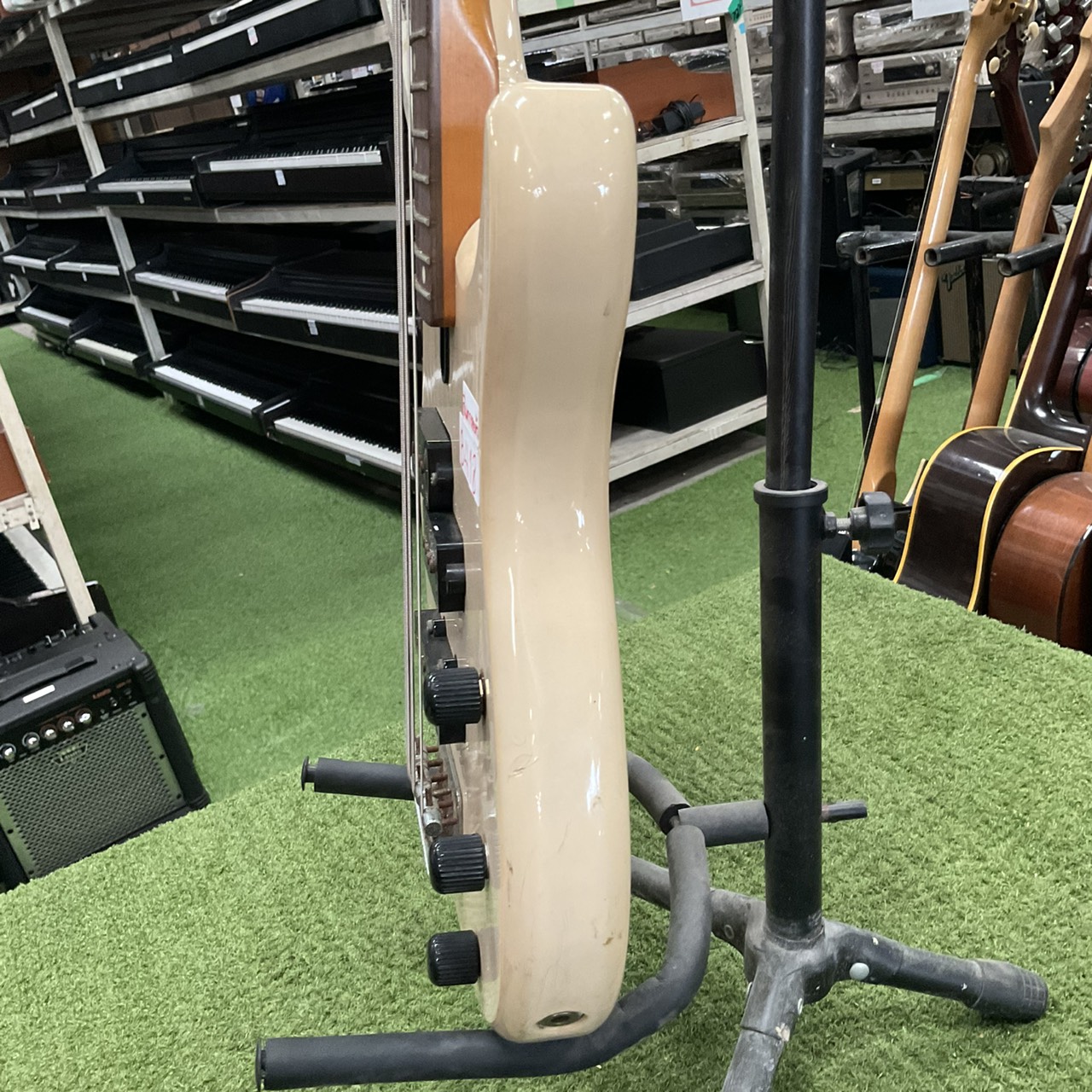 กีต้าร์เบส YAMAHA : RBX MS200