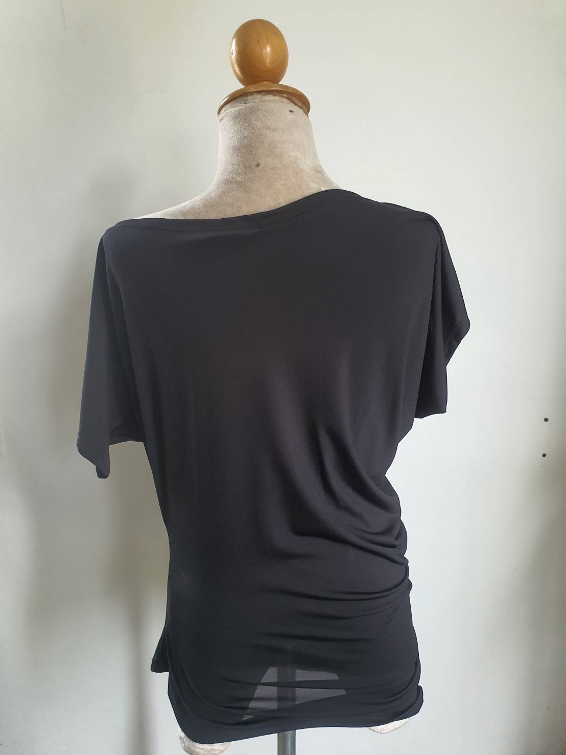 FF05450 เสื้อผ้ามือสอง สีดำ แบรนด์ FQ&L