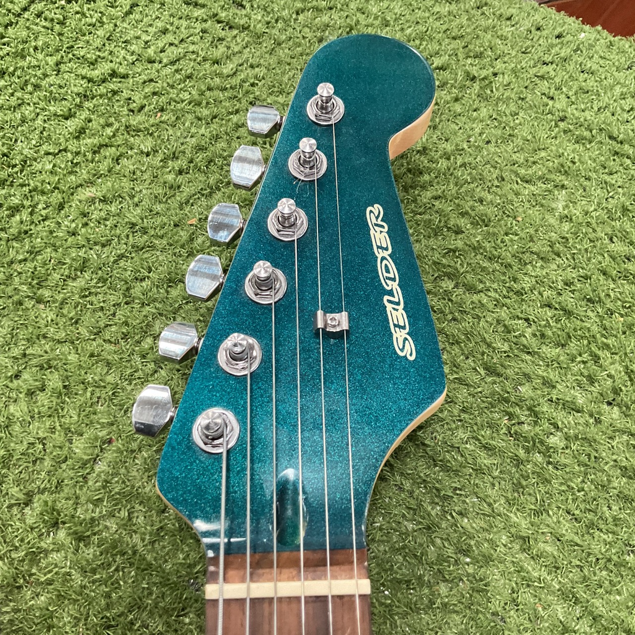 กีต้าร์ไฟฟ้า SELDER