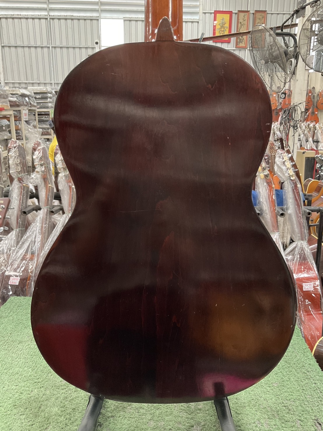 กีต้าร์คลาสสิค ZEN-ON GUT : No.60