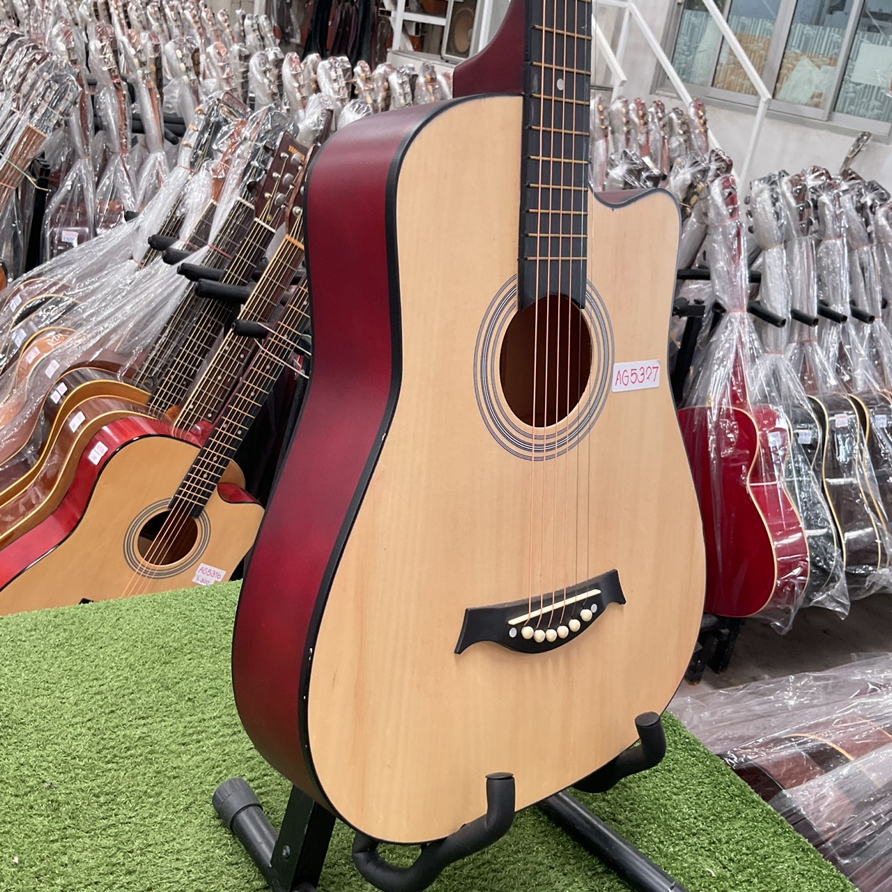 กีต้าร์โปร่ง FenLin