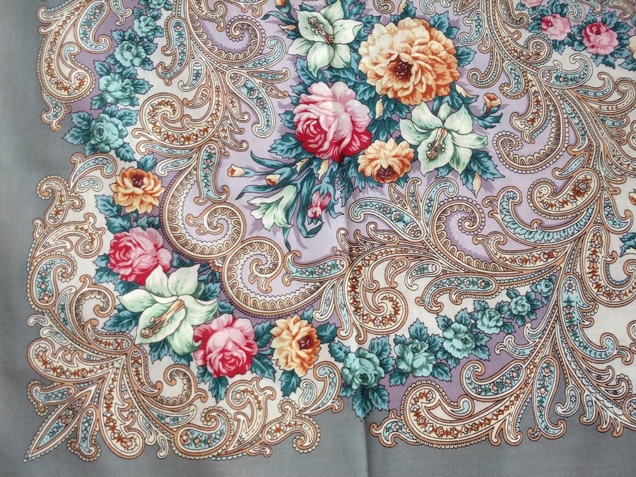 ผ้าพันคอ/คลุมไหล่ขนสัตว์ (Wool Shawls) : From Russia With Love 15