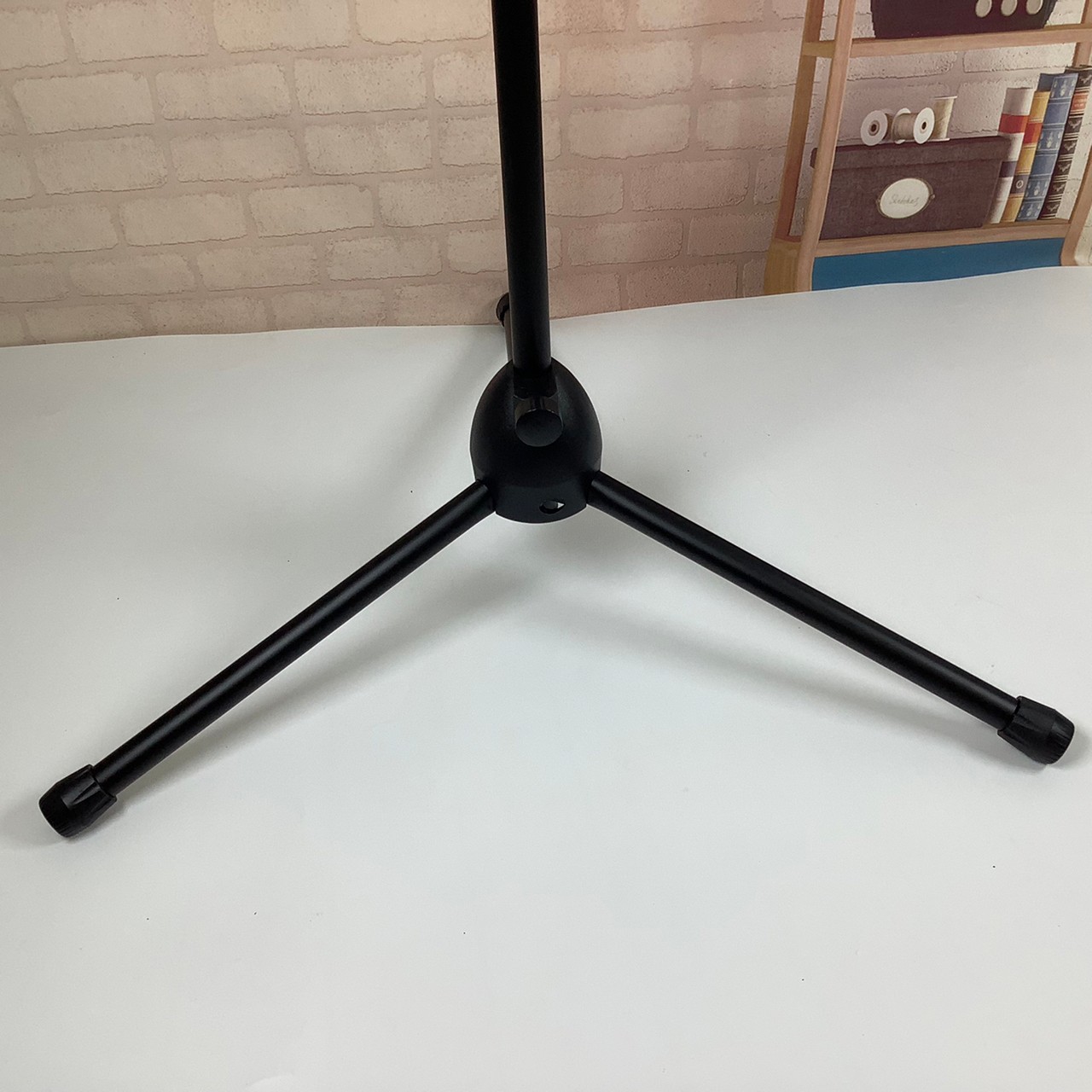 ขาตั้งไมค์โครโฟนพร้อมคอจับไมค์