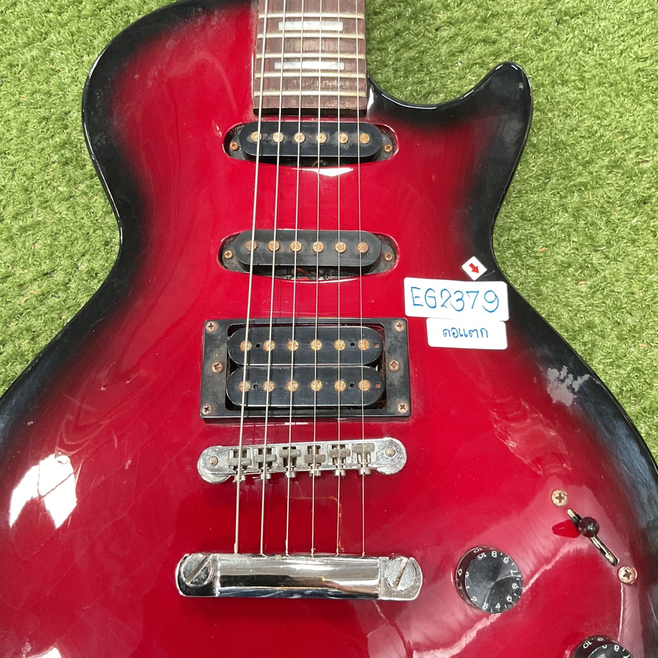 กีต้าร์ไฟฟ้า GRASS ROOTS