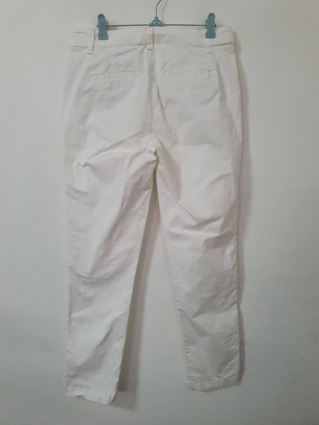 FF06556 กางเกงผ้า มือสอง สีขาว แบรนด์ GAP เอว 28-29 นิ้ว