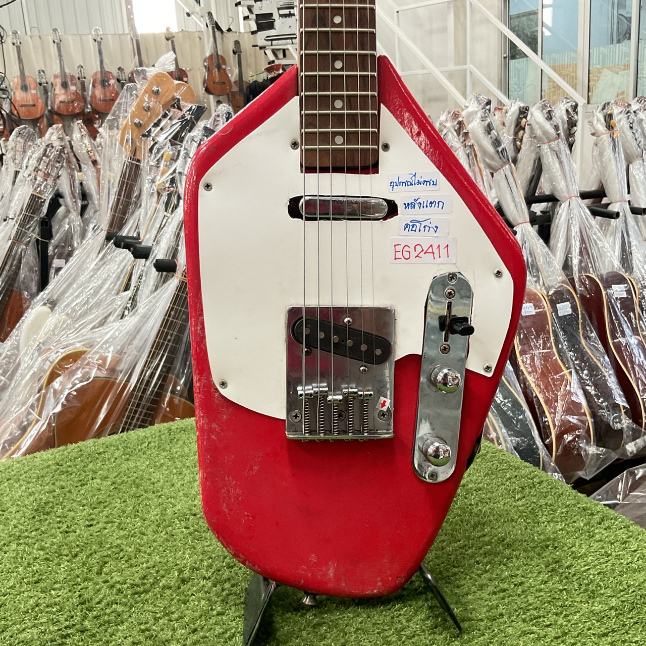 กีต้าร์ไฟฟ้า No Brand