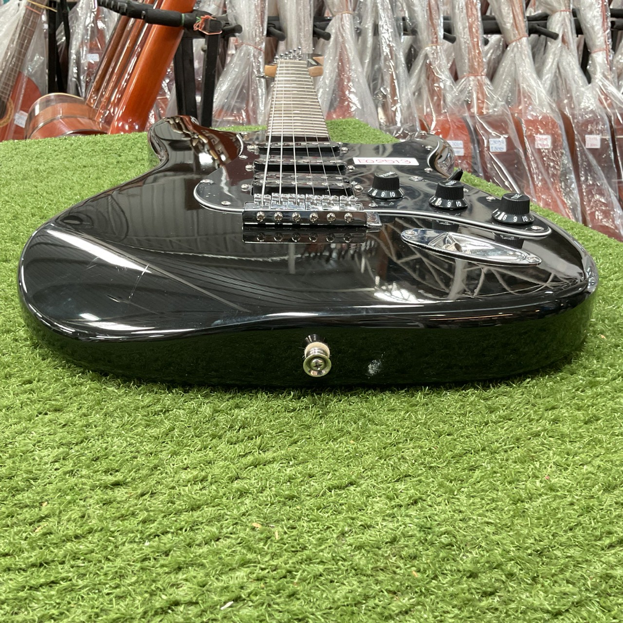 กีต้าร์ไฟฟ้า SELDER