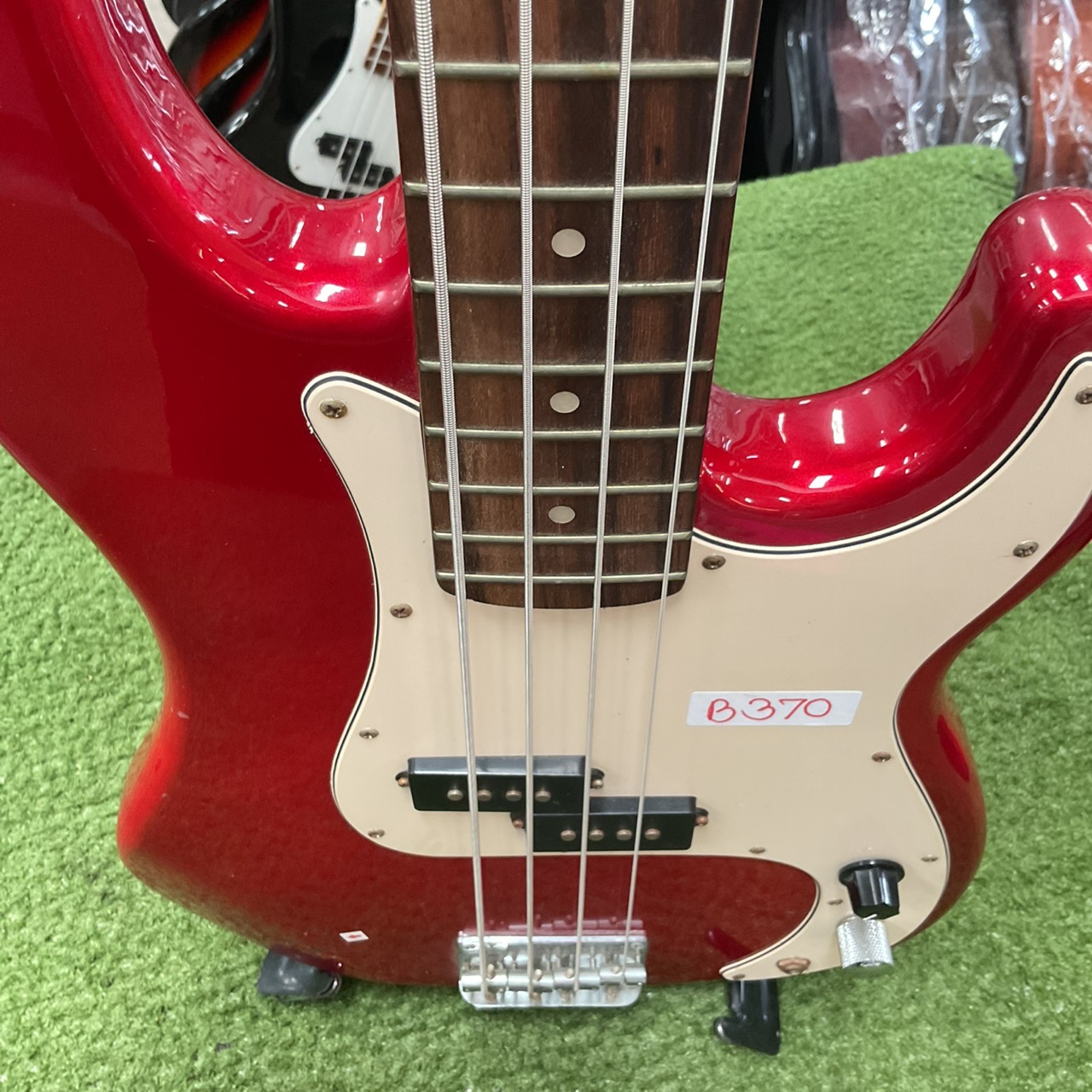 กีต้าร์เบส SELDER