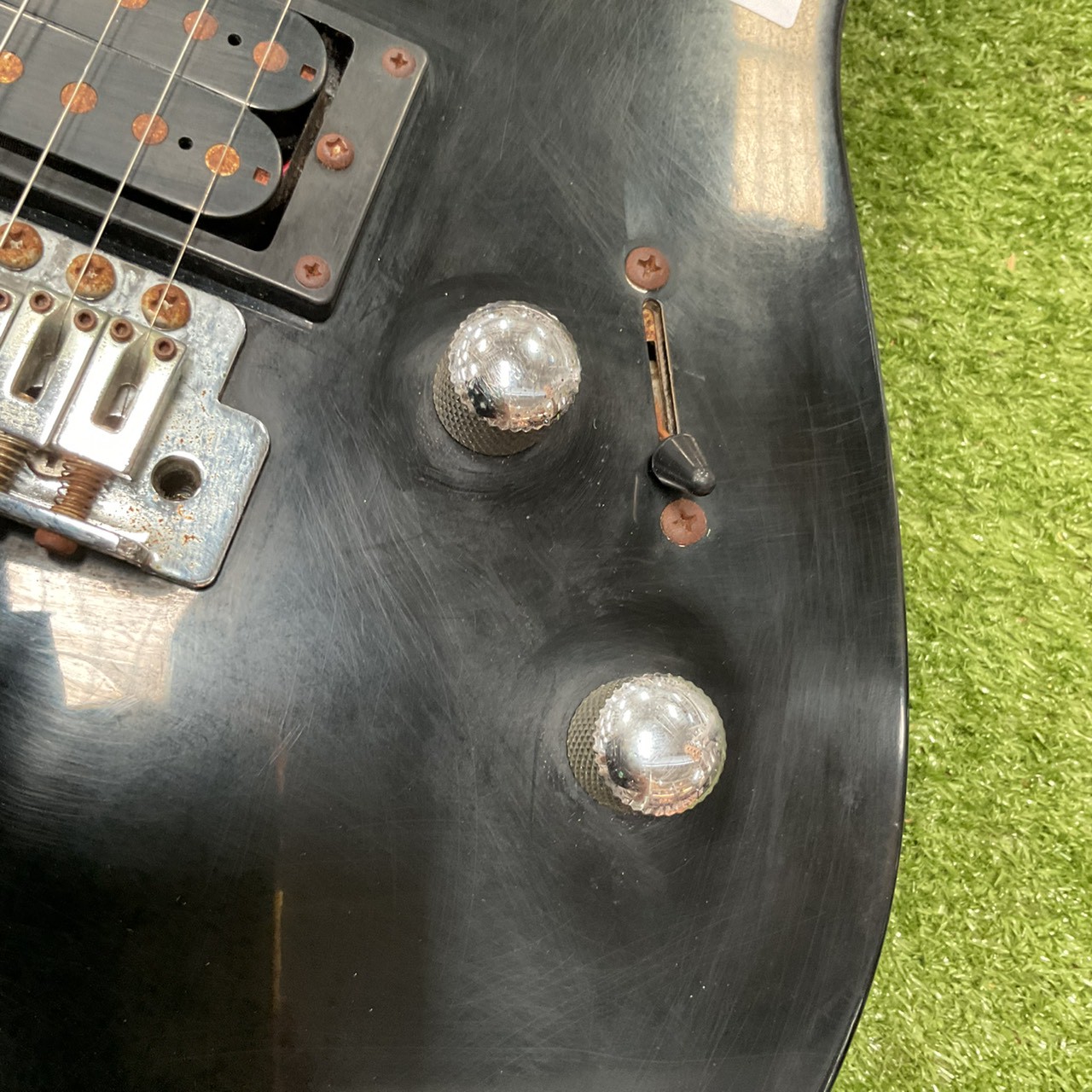 กีต้าร์ไฟฟ้า Bill's Brothers