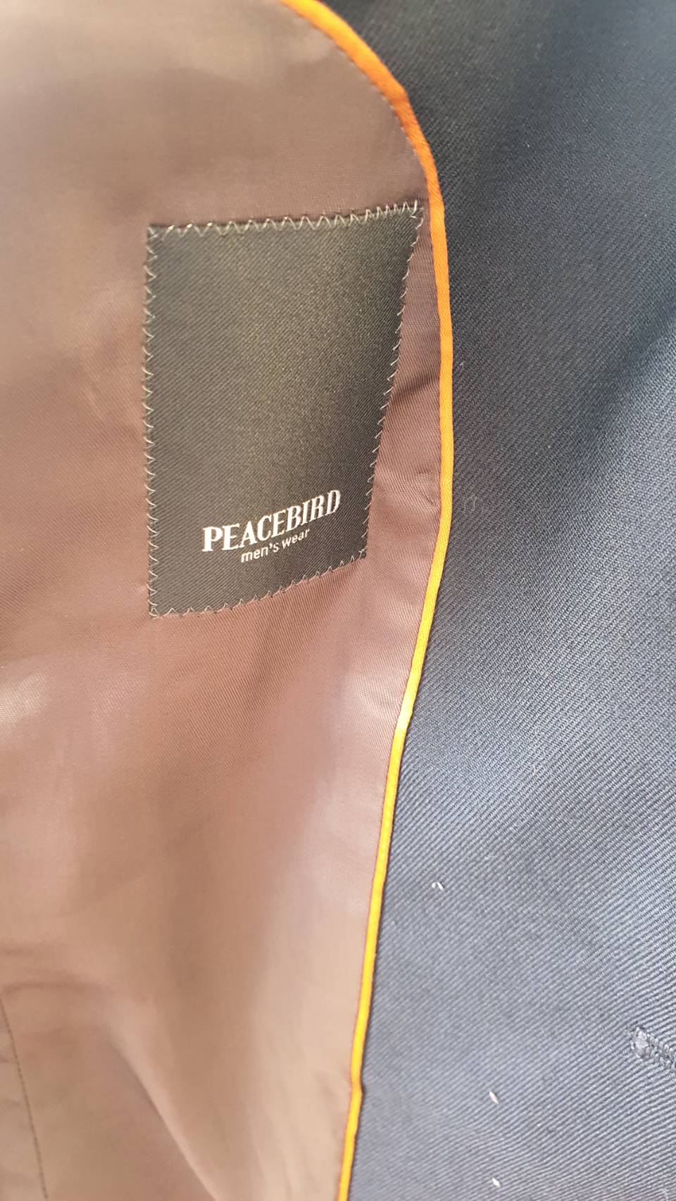 SUIT-A0015 เสื้อสูท สีกรม มือสอง แบรนด์ PEACEBIRD อก 34 นิ้ว