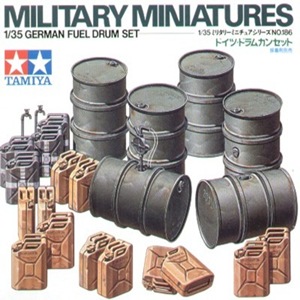 โมเดลฟิกเกอร์ชุดถังน้ำมัน Tamiya ขนาด 1/35 TA35186 German Fuel Drum Set