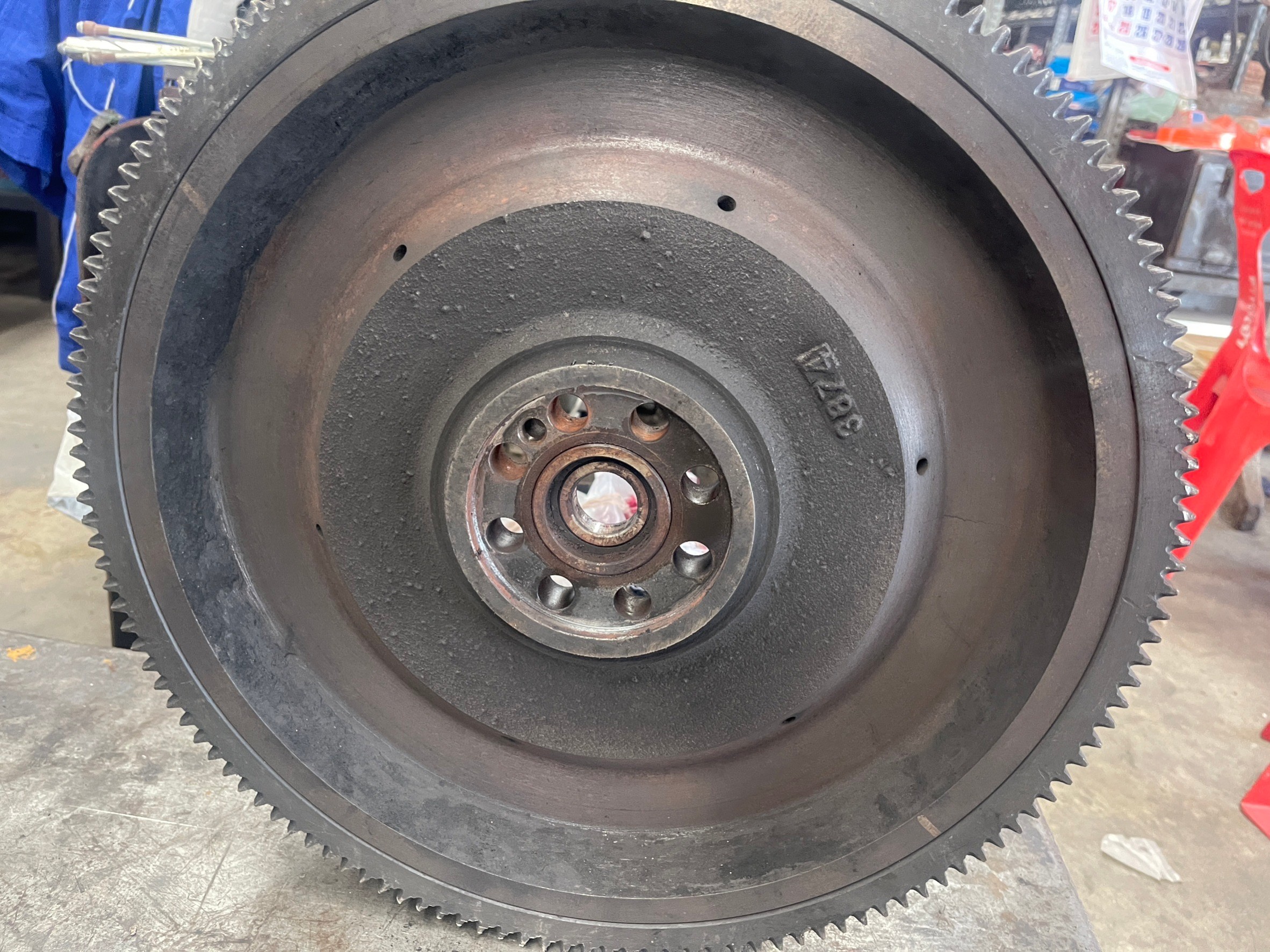 ไฟร์วีล HINO K13D EK100 17 นิ้ว 8 รู 137 ฟัน
