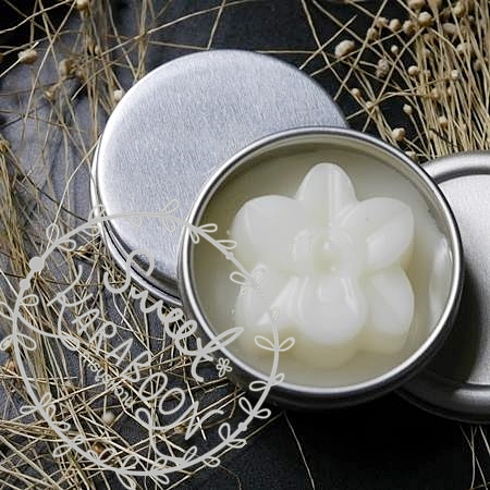ชุดทำสีผึ้งผสมน้ำมันมะพร้าว / COCONUT BEESWAX LIP BASE / สีผึ้งทาปาก ผลิตจากไขผึ้งธรรมชาติ ให้ความชุ่มชื้น และรักษาริมฝีปาก