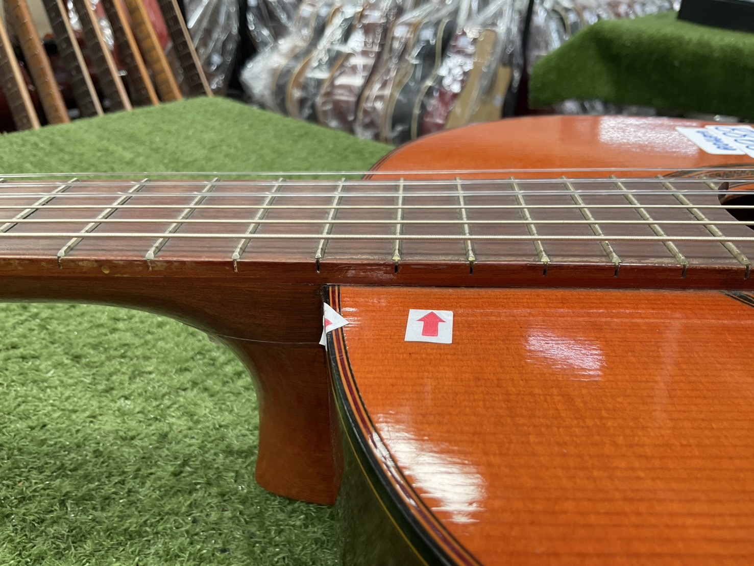 กีต้าร์คลาสสิค YAMAHA : G-70D