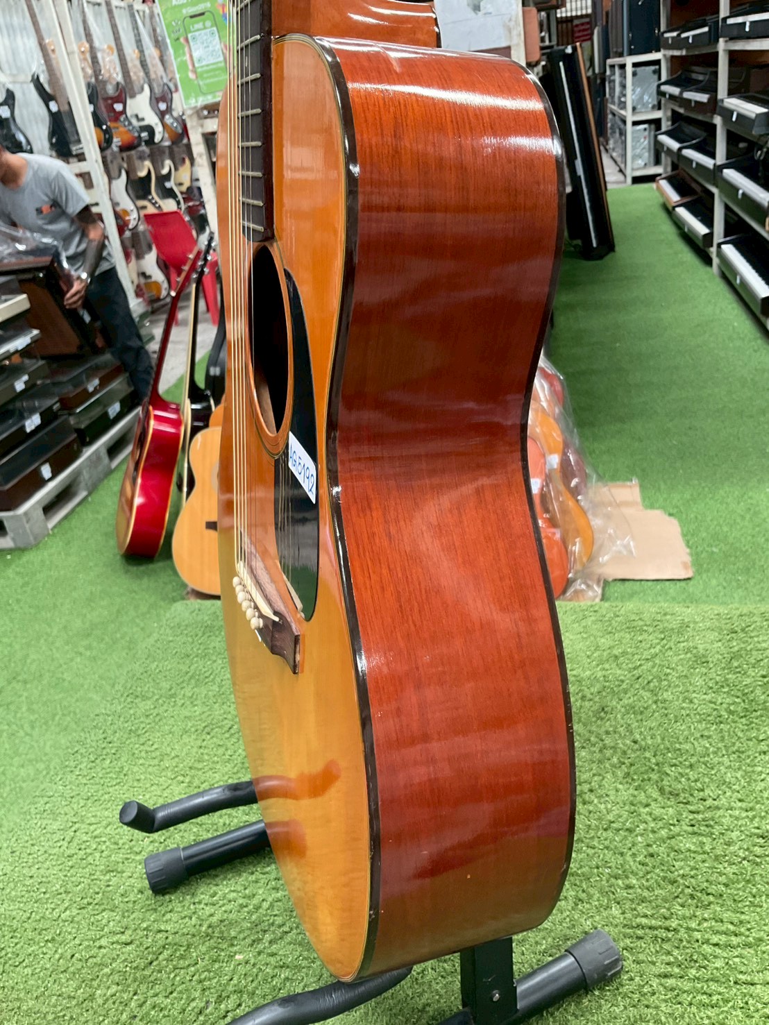 กีต้าร์โปร่ง Hamox Deluxe