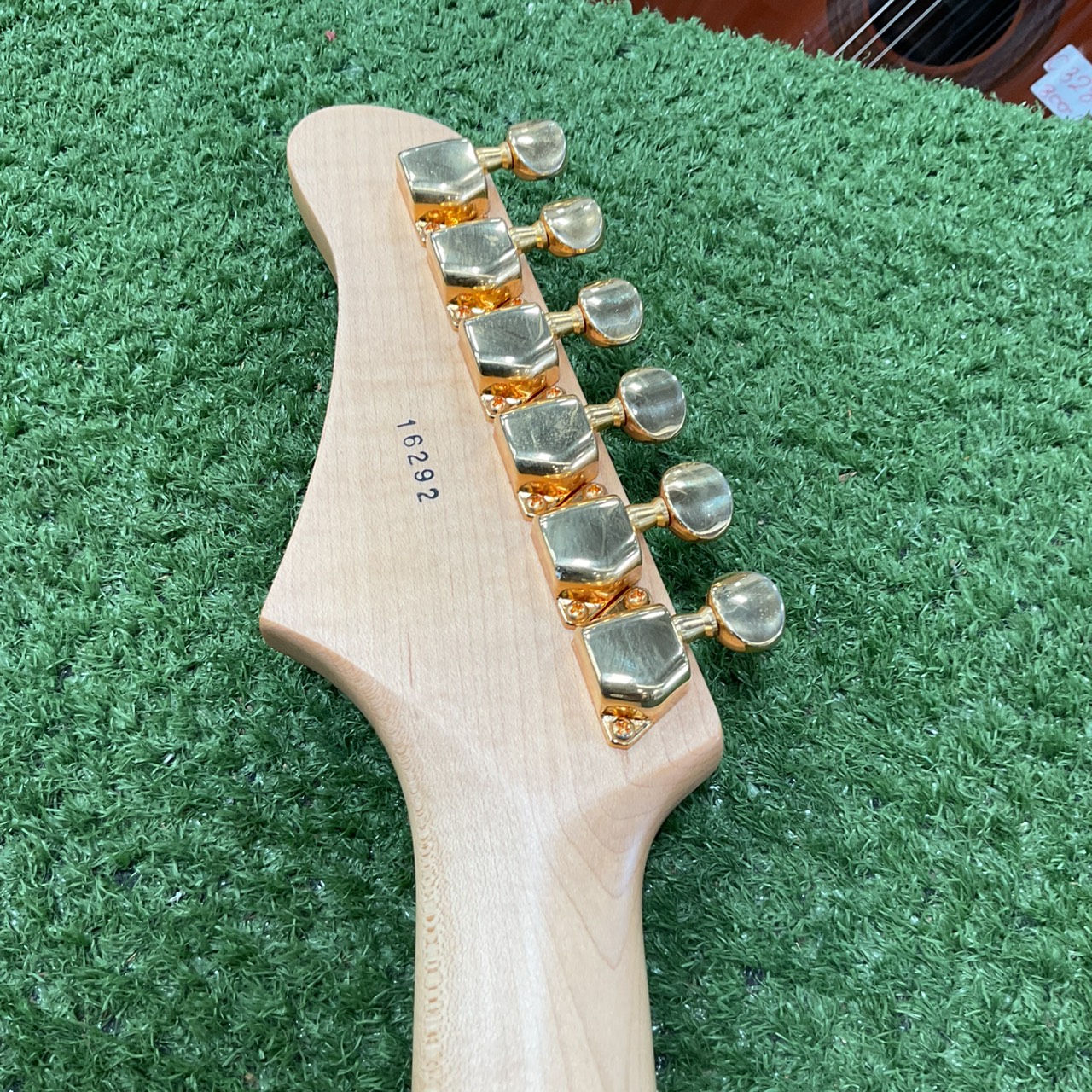 กีต้าร์ไฟฟ้า Greco